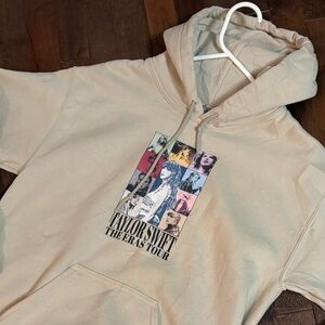 Taylor Swift The Eras Tour Graphic Hoodie Sweater Size Small